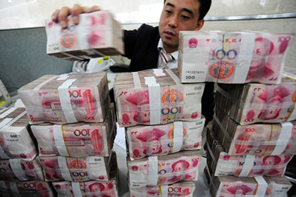 网上起诉欠款需亲自出庭吗？